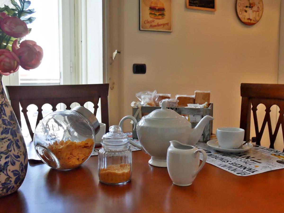 La Casetta Di Nonna Pina - Appartamento Con Cucina In Pieno Centro Torre Annunziata Extérieur photo