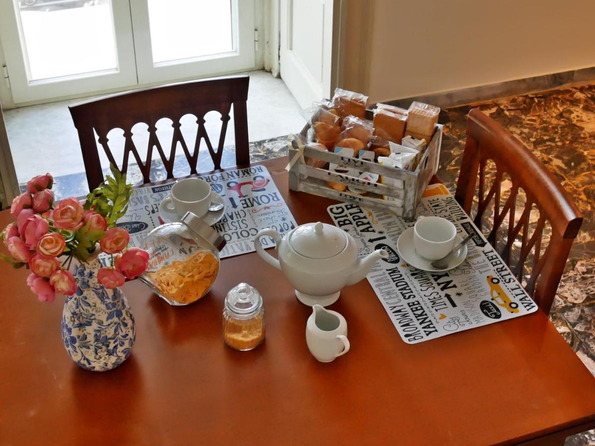 La Casetta Di Nonna Pina - Appartamento Con Cucina In Pieno Centro Torre Annunziata Extérieur photo